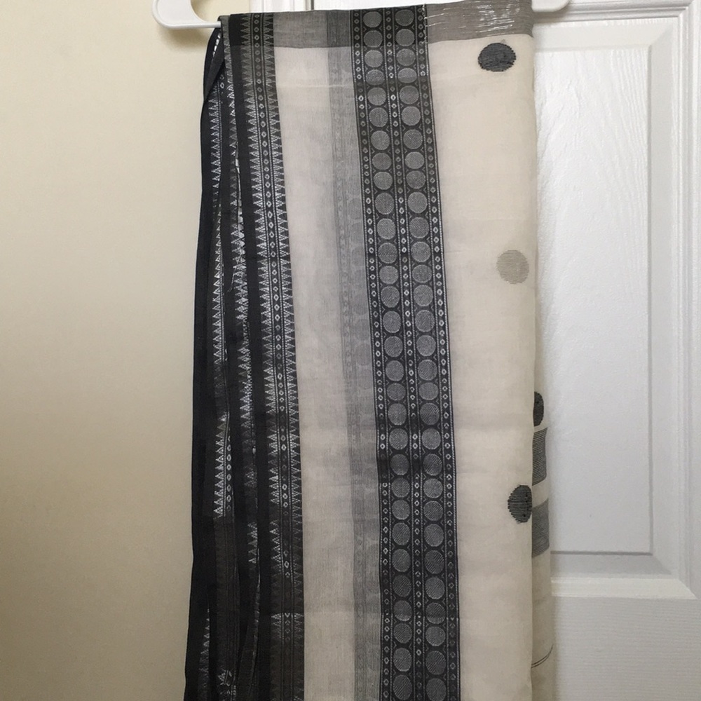Black and white saree
